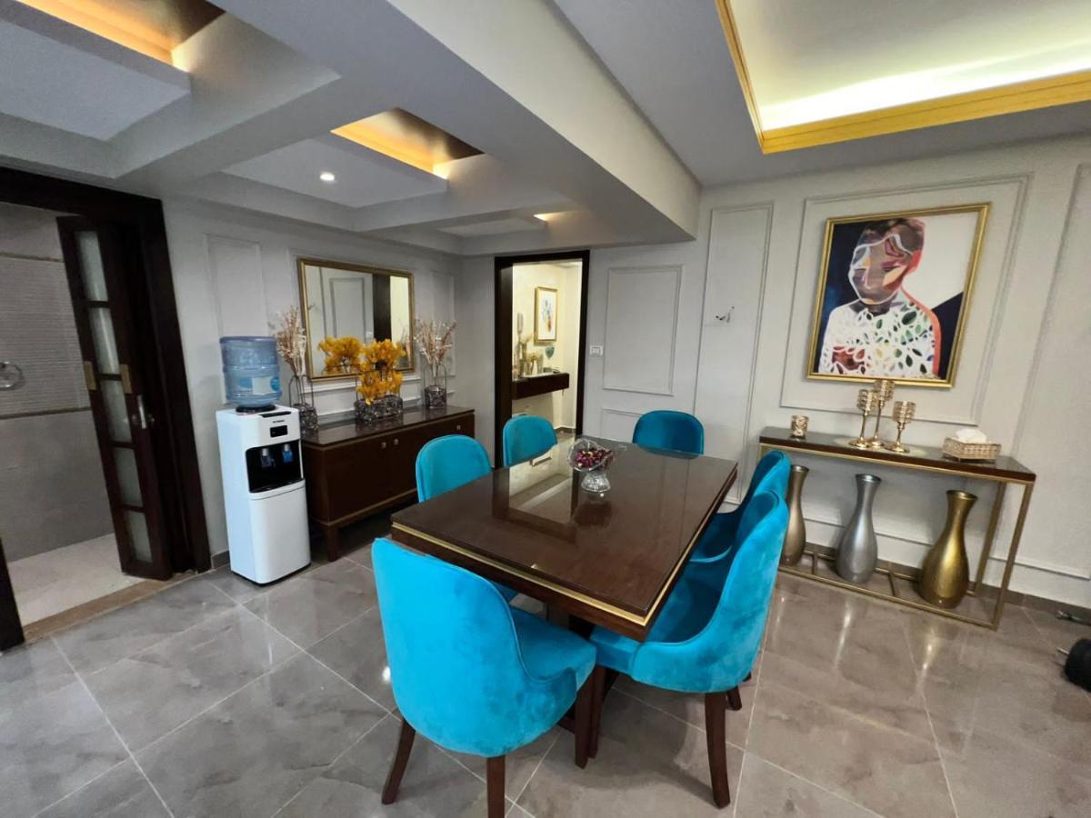 Luxury Flat With Garden And Private Entrance شقة فاخرة بحديقة و مدخل خاص Kairo Exteriör bild